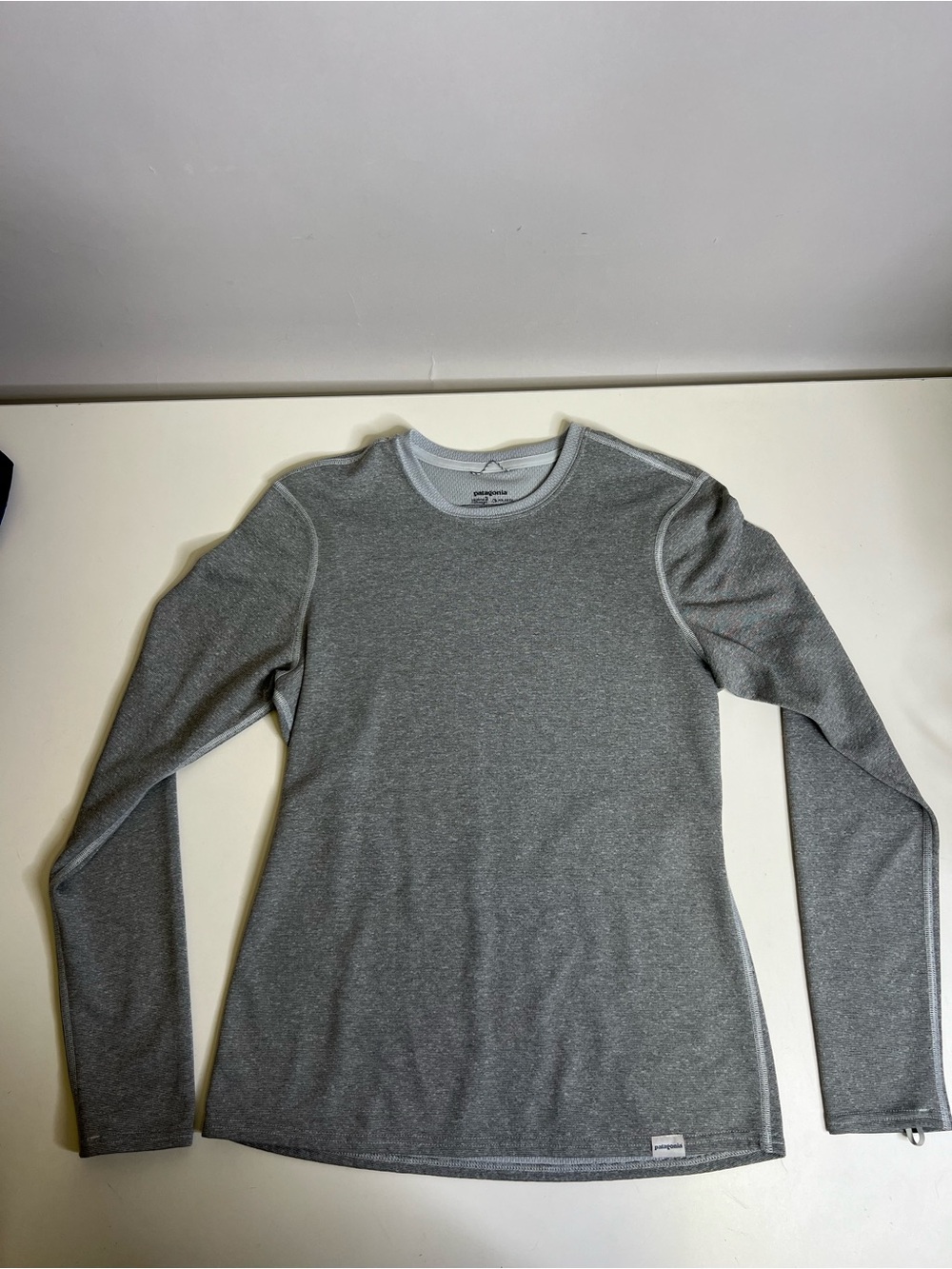 Patagonia Shirt Womens Small Gray Capilene Cool Daily Long Sleeve Base Layer